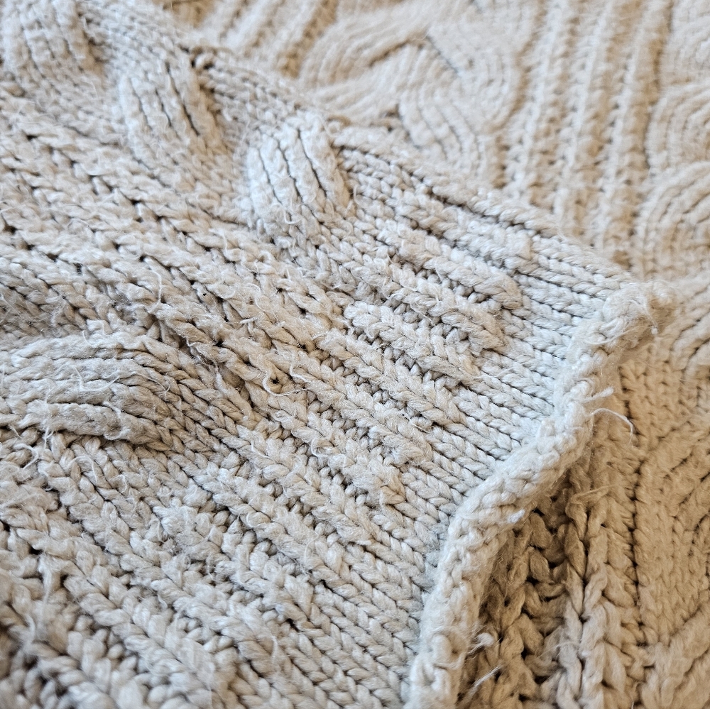 Universal Thread Cropped Sweater - Picture 2 of 3